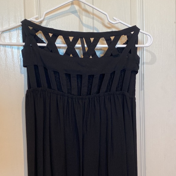 Melissa and Marley strapless dress - Picture 2 of 4